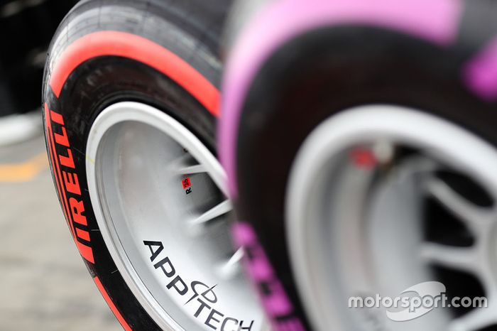 Pirelli superblandos y ultrablandos