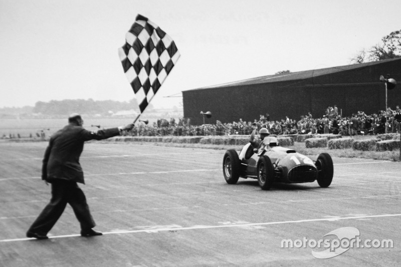 Jose Froilan Gonzalez, 1st position, Ferrari's first GP victory