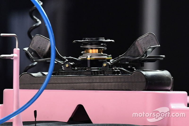 Détail du volant de la Force India VJM10