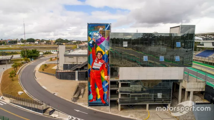 Mural de Kobra em homenagem a Senna é lançado virtualmente no aniversário de 80 anos de Interlagos