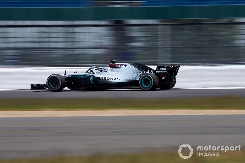 Lewis Hamilton, Mercedes W09 