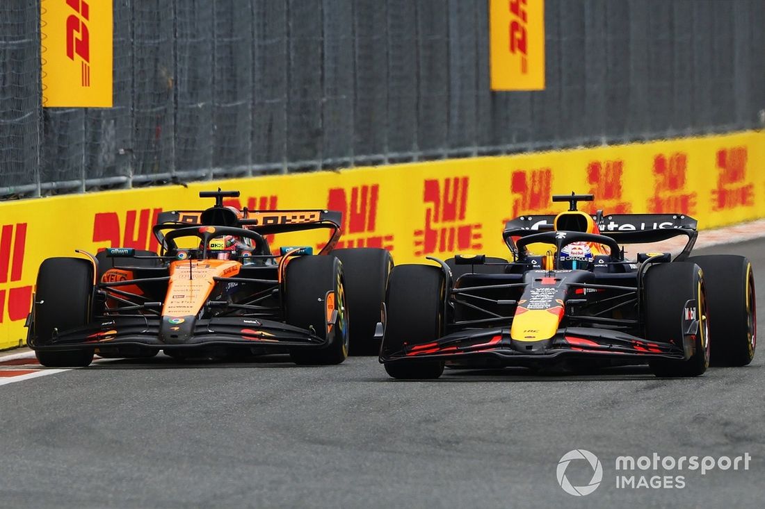 Oscar Piastri, McLaren, Max Verstappen, Red Bull Racing