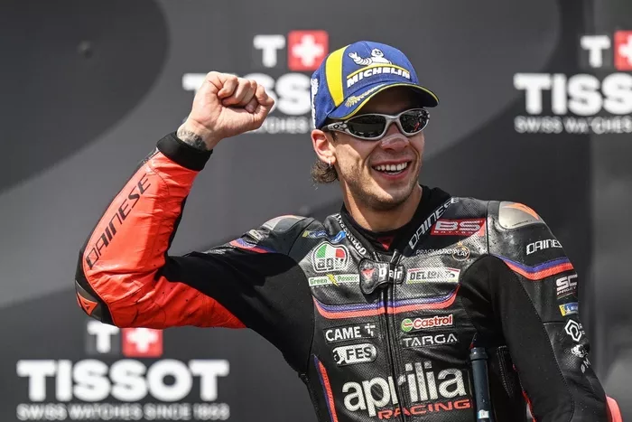 Marco Bezzecchi, Aprilia Racing