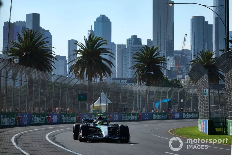 Lewis Hamilton, Mercedes F1 W15