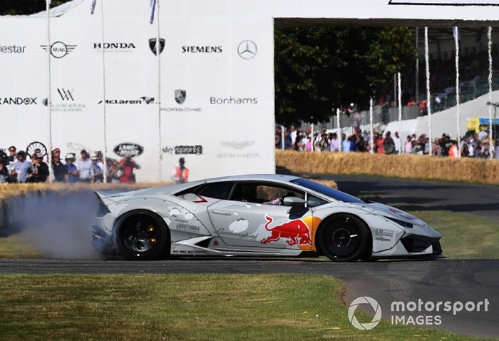 Mike Whiddett Lamborghini Huracan Slambo