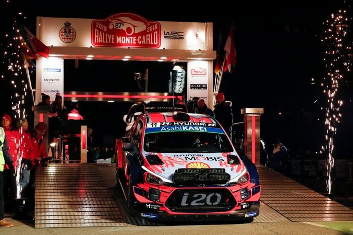 Thierry Neuville, Nicolas Gilsoul, Hyundai Motorsport Hyundai i20 Coupe WRC