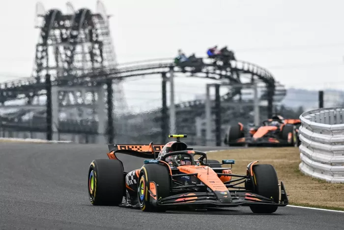 Lando Norris, McLaren, Oscar Piastri