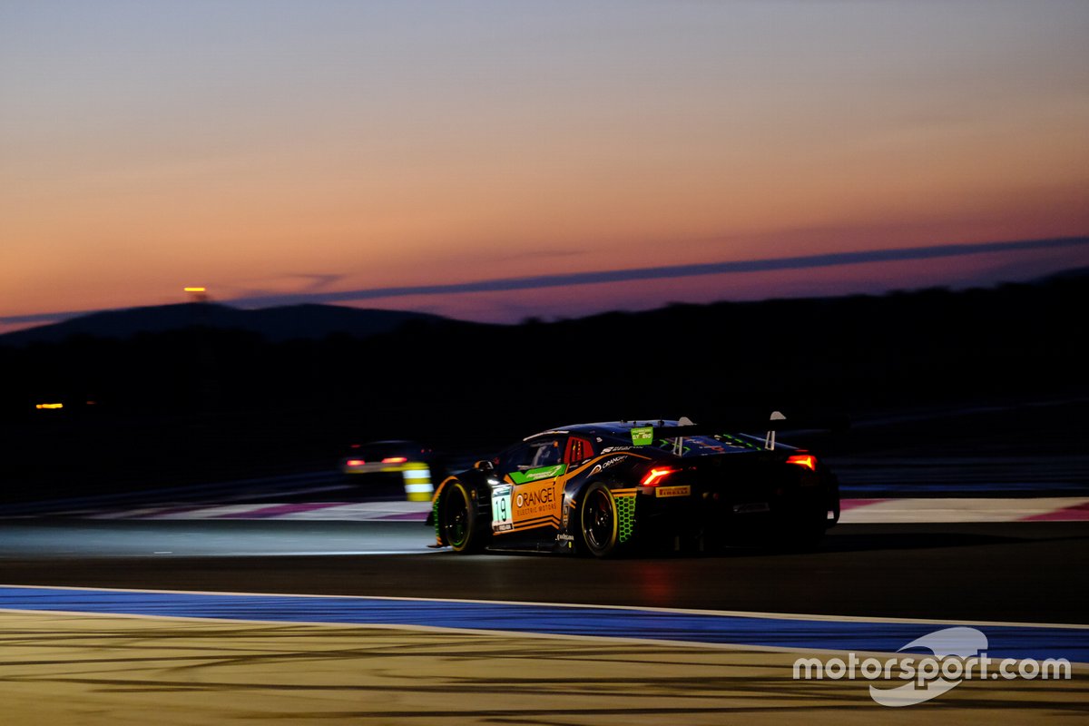 #19 Orange 1 FFF Racing Team Lamborghini Huracan GT3 Evo: Elia Erhart, Hiroshi Hamaguchi, Phil Keen