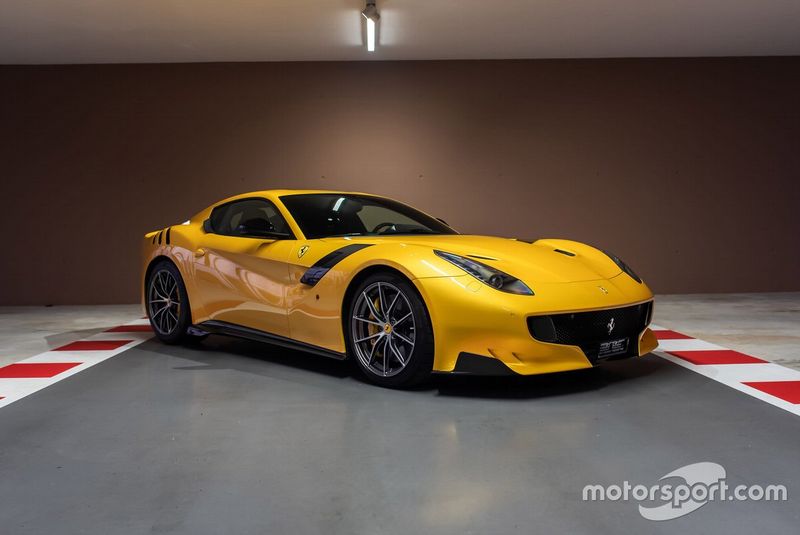 2016 Ferrari F12TDF  de Sebastian Vettel