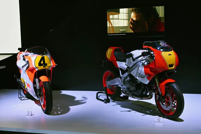 VZR500、XSR900GP