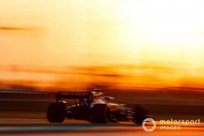 Carlos Sainz Jr., McLaren MCL34