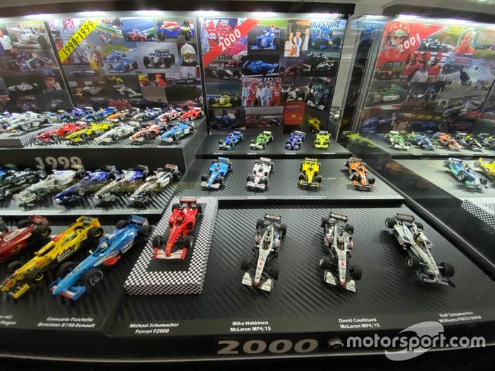 Colección de coches miniatura de F1