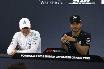 Valtteri Bottas, Mercedes AMG F1 and Lewis Hamilton, Mercedes AMG F1 in Press Conference