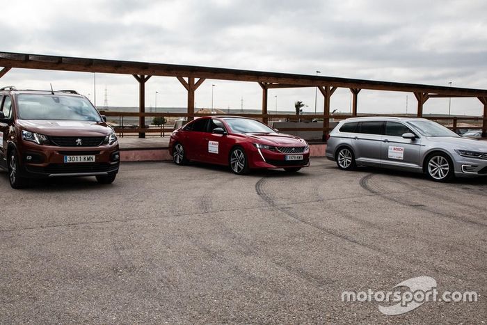 II Curso de Conducción y Nuevas Tecnologías BOSCH - Motor1.com España - Motorsport.com 