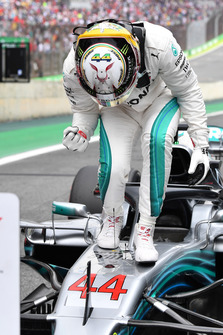 Pole galibi Lewis Hamilton, Mercedes AMG F1