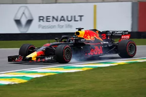 Daniel Ricciardo, Red Bull Racing RB14 locks up
