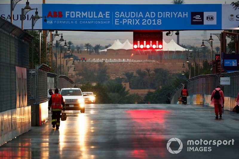 The start finish straight in the rain