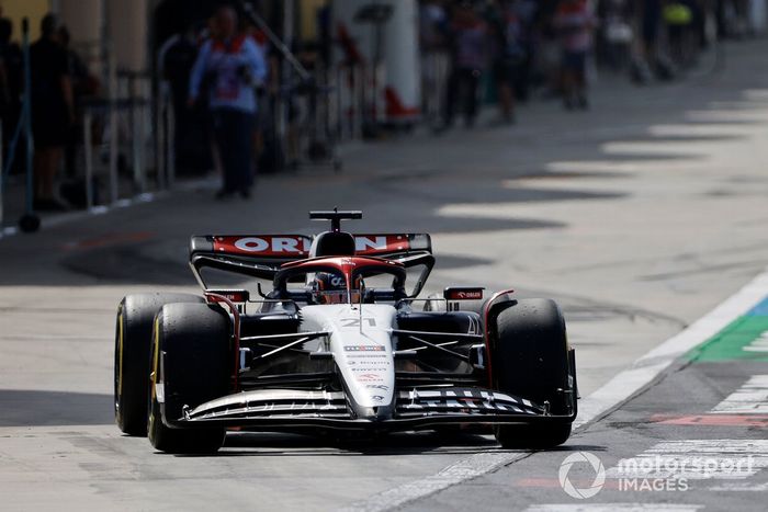 Nyck de Vries, AlphaTauri AT04