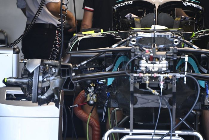 Detalle del Mercedes W12 