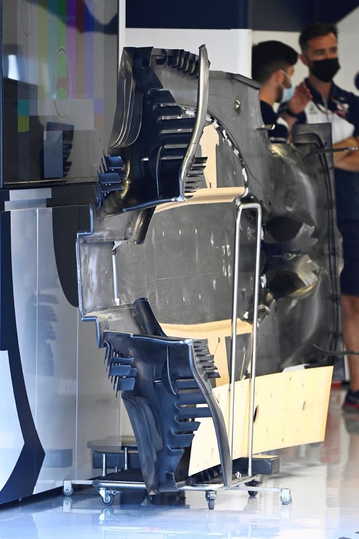 Detalle del piso de AlphaTauri AT02