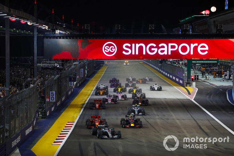 Lewis Hamilton, Mercedes AMG F1 W09 EQ Power+, Sebastian Vettel, Ferrari SF71H, Max Verstappen, Red Bull Racing RB14, Valtteri Bottas, Mercedes AMG F1 W09 EQ Power+, Kimi Raikkonen, Ferrari SF71H