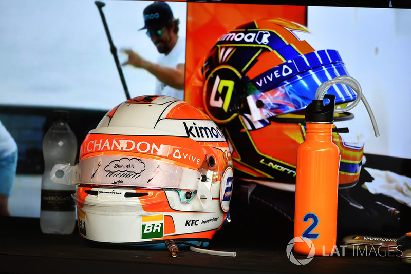 Helmets of Stoffel Vandoorne, McLaren and Lando Norris, McLaren