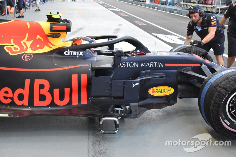 Red Bull, oldalnézet
