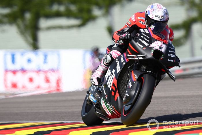 Aleix Espargaro, Aprilia Racing Team