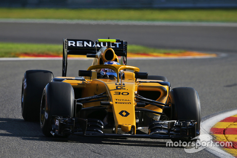 Renault R.S.16, l'Halo personalizzato