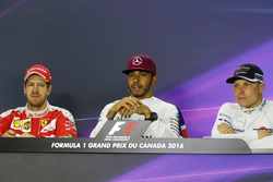 (L to R): Sebastian Vettel, Ferrari; Lewis Hamilton, Mercedes AMG F1; and Valtteri Bottas, Williams in the FIA Press Conference