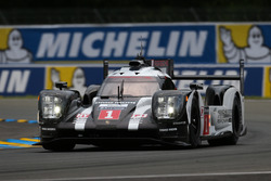 #1 Porsche Team Porsche 919 Hybrid: Timo Bernhard, Mark Webber, Brendon Hartley