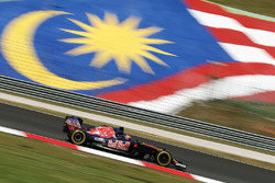 Daniil Kvyat, Scuderia Toro Rosso STR11