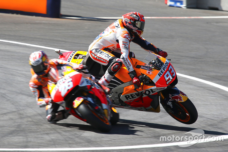 Marc Marquez, Repsol Honda Team, crash