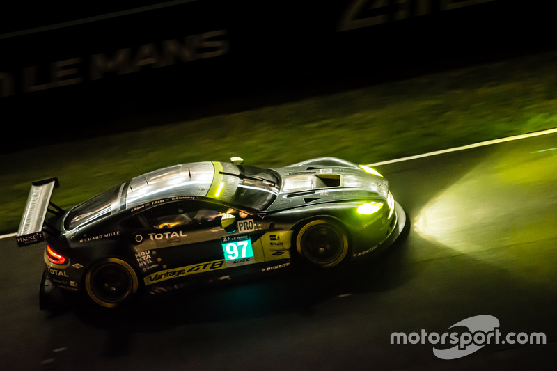 24e: #97 Aston Martin Racing Aston Martin Vantage: Richie Stanaway, Fernando Rees, Jonathan Adam