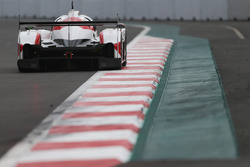 #6 Toyota Racing Toyota TS050 Hybrid: Stéphane Sarrazin, Mike Conway, Kamui Kobayashi