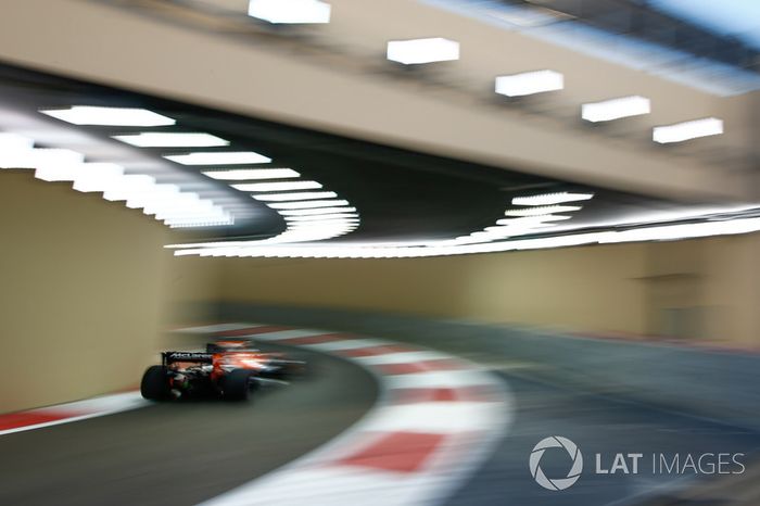 Fernando Alonso, McLaren MCL32