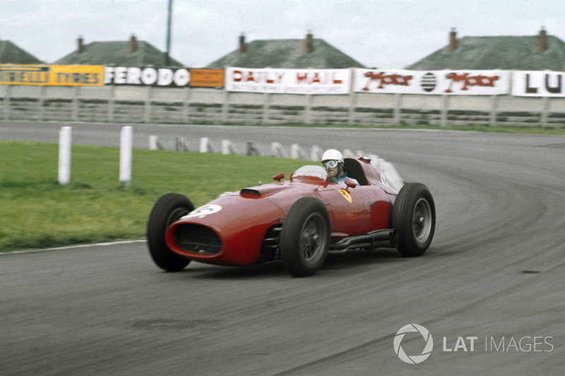 1957: Lancia-Ferrari 801