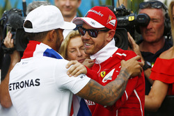 Le Champion du monde 2017 Lewis Hamilton, Mercedes AMG F1, Sebastian Vettel, Ferrari