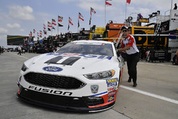Kevin Harvick, Stewart-Haas Racing, Ford Fusion Mobil 1 / Busch Beer