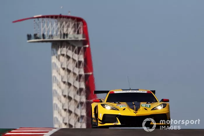 #63 Corvette Racing, Chevrolet Corvette C8.R - Jan Magnussen, Mike Rockenfeller 