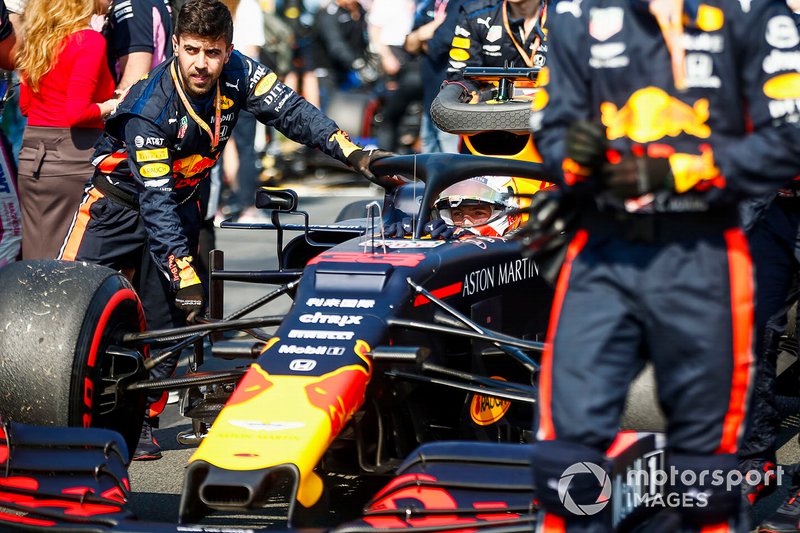 Max Verstappen, Red Bull Racing RB15, arriva in griglia di partenza