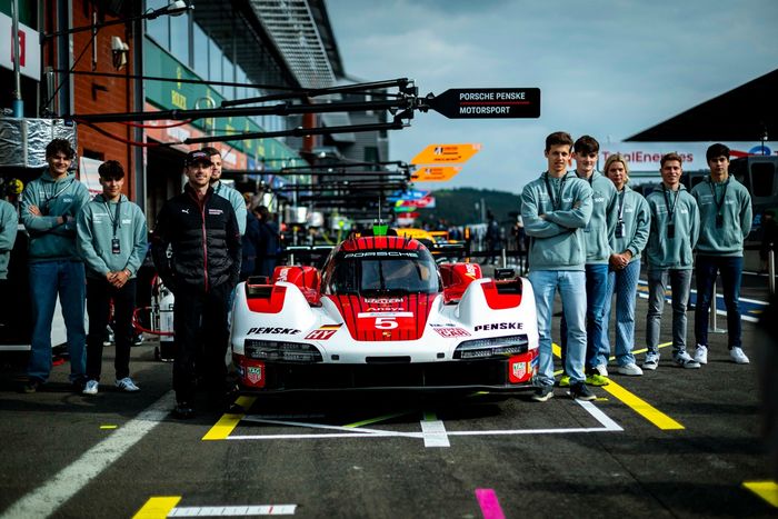 #5 Porsche Penske Motorsport Porsche 963: Julien Andlauer, Michael Christensen, Mathieu Jaminet