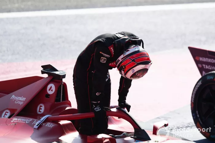 Jake Dennis, Andretti Autosport, 1ª posición, al final de la carrera