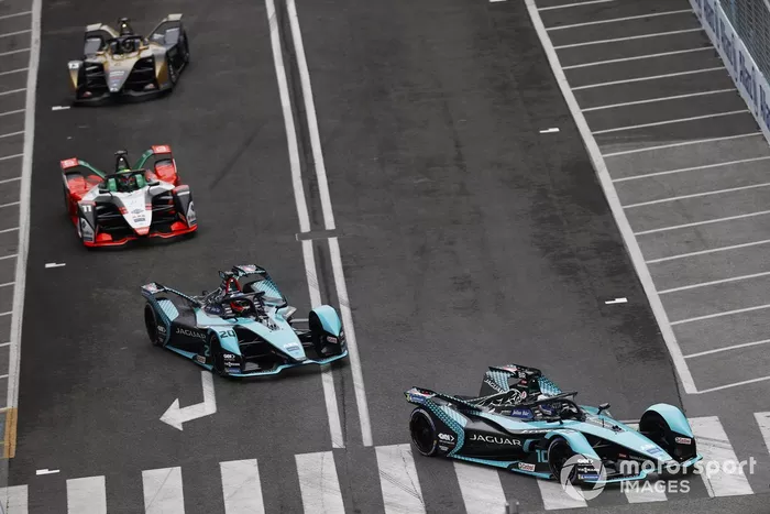 Sam Bird, Jaguar Racing, Jaguar I-Type 5, Mitch Evans, Jaguar Racing, Jaguar I-Type 5, Lucas Di Grassi, Audi Sport ABT Schaeffler, Audi e-tron FE07