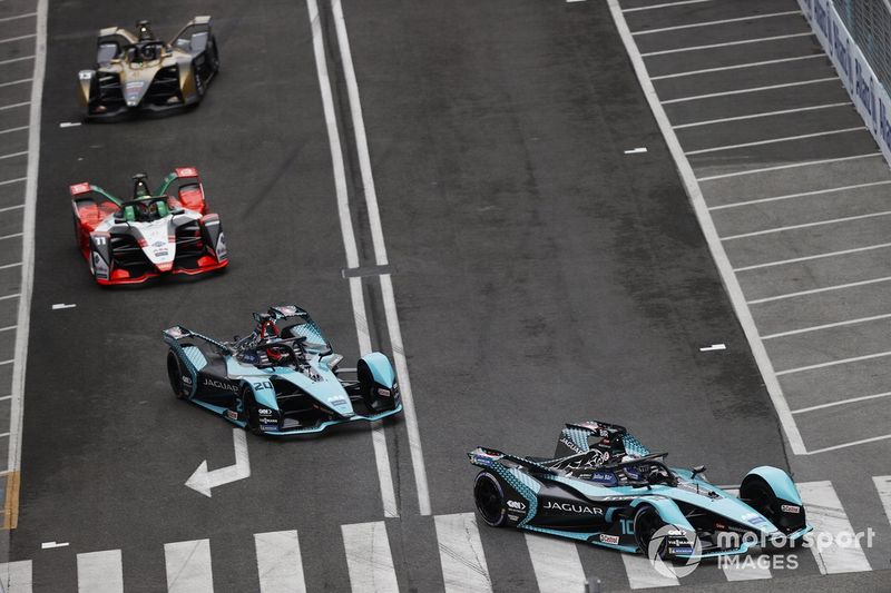 Sam Bird, Jaguar Racing, Jaguar I-Type 5, Mitch Evans, Jaguar Racing, Jaguar I-Type 5, Lucas Di Grassi, Audi Sport ABT Schaeffler, Audi e-tron FE07