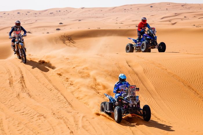 #154 7240 Team Yamaha: Manuel Andujar. #101 HT Rally Raid Husqvarna Racing: David Knight, #150 Dragon Rally Team Yamaha: Nicolas Cavigliasso