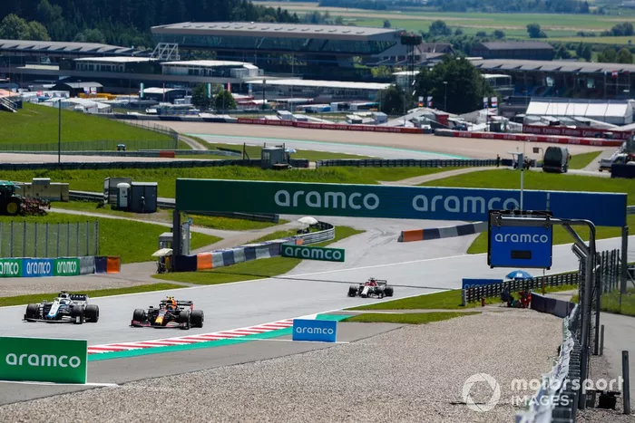 Alex Albon, Red Bull Racing RB16, double Jack Aitken, Williams FW43