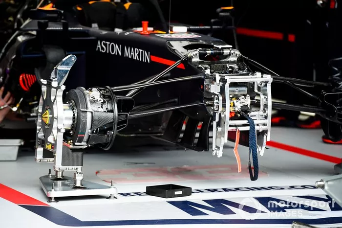 Suspensión delantera del Red Bull Racing RB15