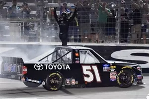 Race winner Greg Biffle, Kyle Busch Motorsports, Toyota Tundra