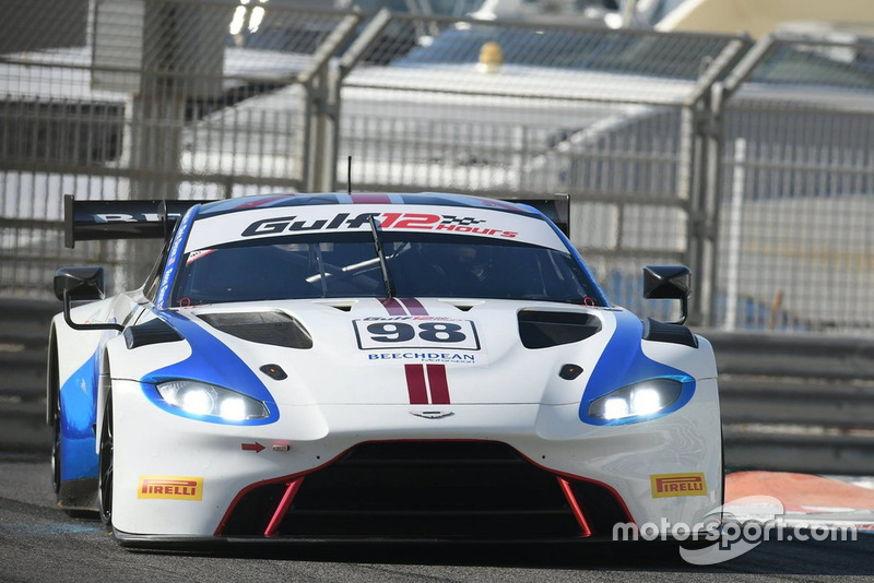 #98 Beechdean Aston Martin Vantage GT3: Andrew Howard, Humaid al Masaood, Chris Dyson, Ross Gunn